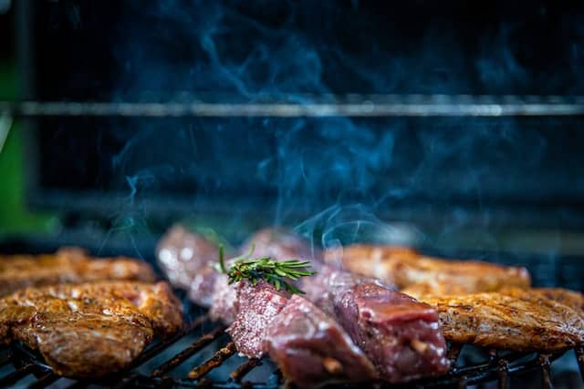 La carne asada: una deliciosa tradición culinaria